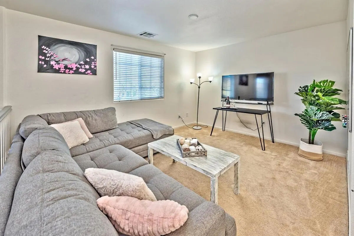 Vila Rose Modern 3Bd, W Everything You Need Las Vegas